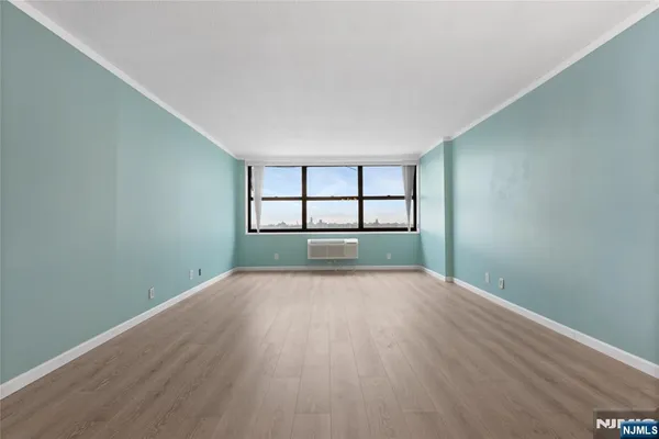 $465,000 | 7004 Boulevard East, Unit 28C, Guttenberg, NJ 07093