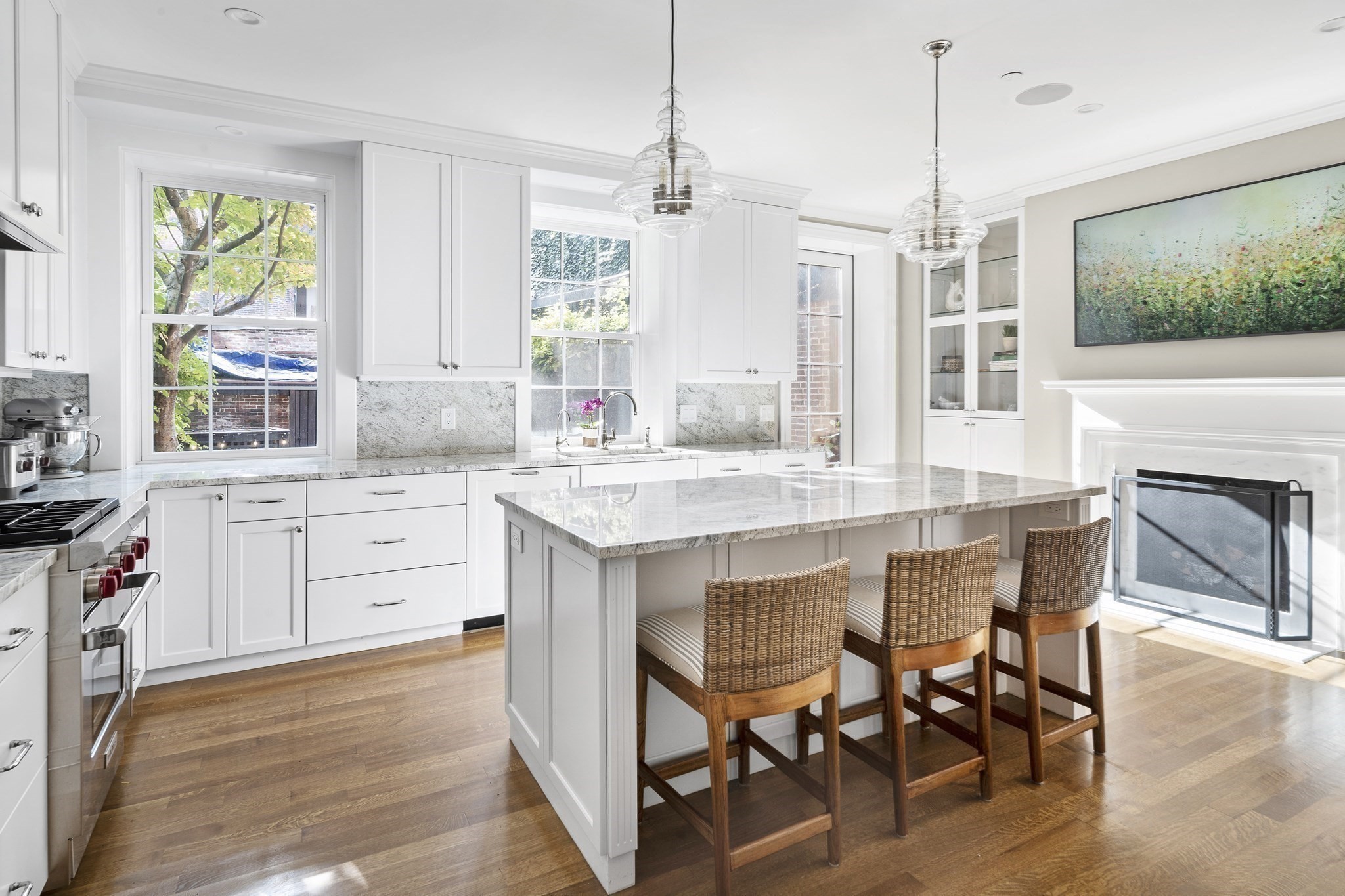 54 Pinckney Street Boston, MA 02114 - Photo 6 of 23 Gallery Image 6