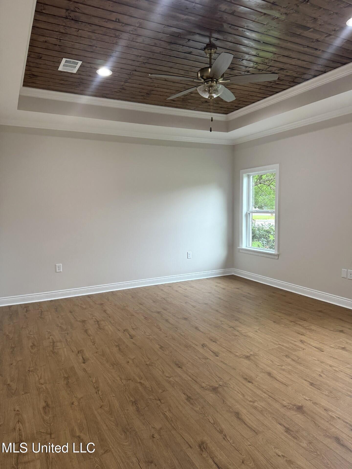 100 North Temple Road Natchez, MS 39120 - Photo 23 of 46 thumbnail_IMG_1249.jpg 100 ww
