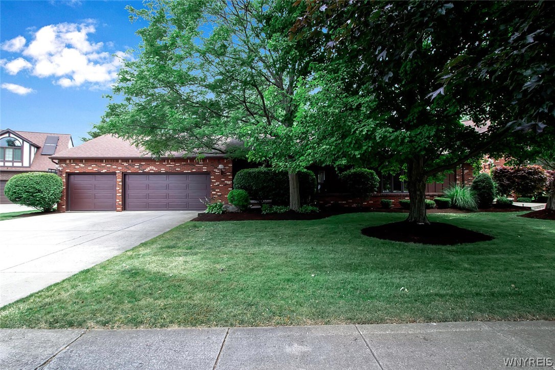 60 Timberlane Drive Amherst, NY 14221 - Photo 3 of 50