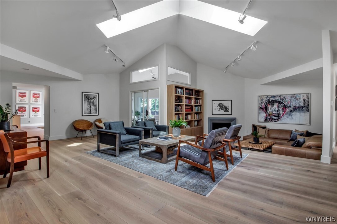 60 Timberlane Drive Amherst, NY 14221 - Photo 5 of 50