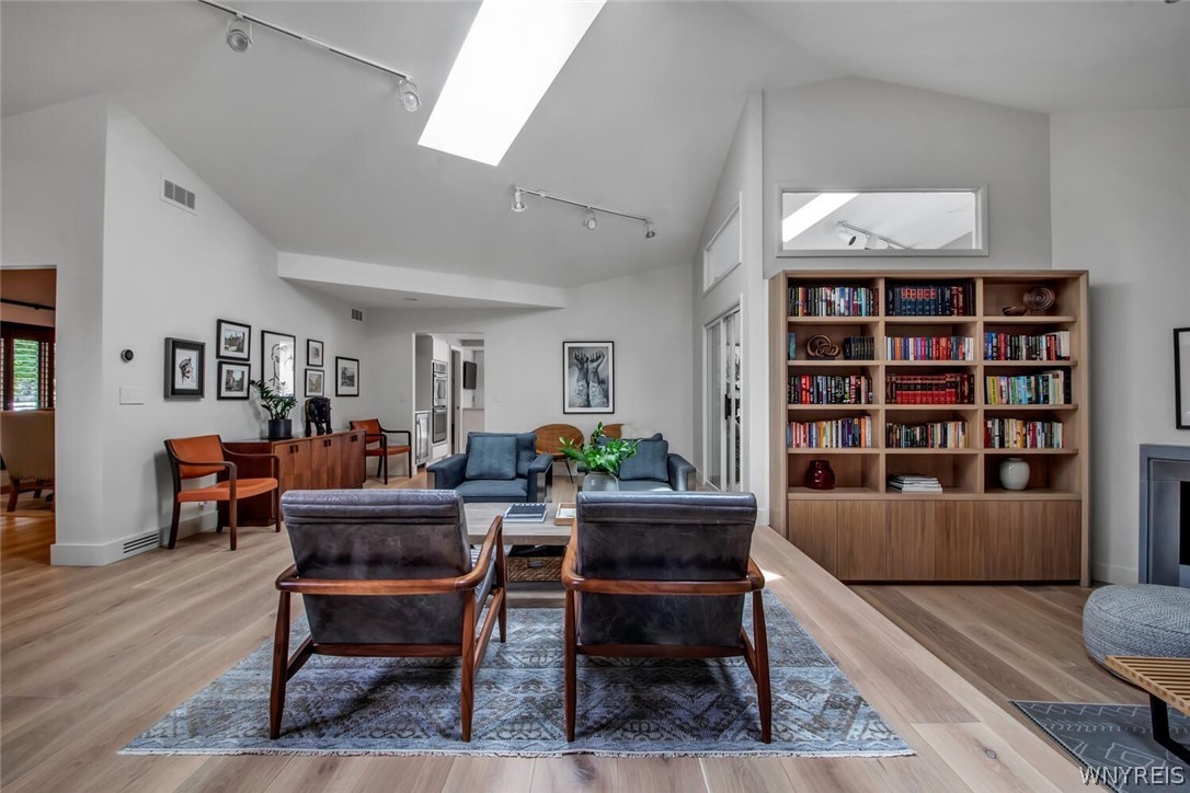 60 Timberlane Drive Amherst, NY 14221 - Photo 6 of 50