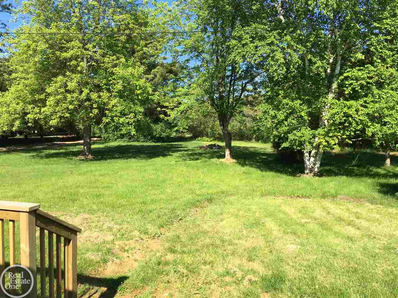 2282 Lakeshore Road Applegate, MI 48401 - Photo 12 of 55