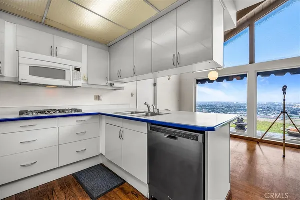 $1,875,000 | 4905 Paseo De Las Tortugas, Torrance, CA 90505