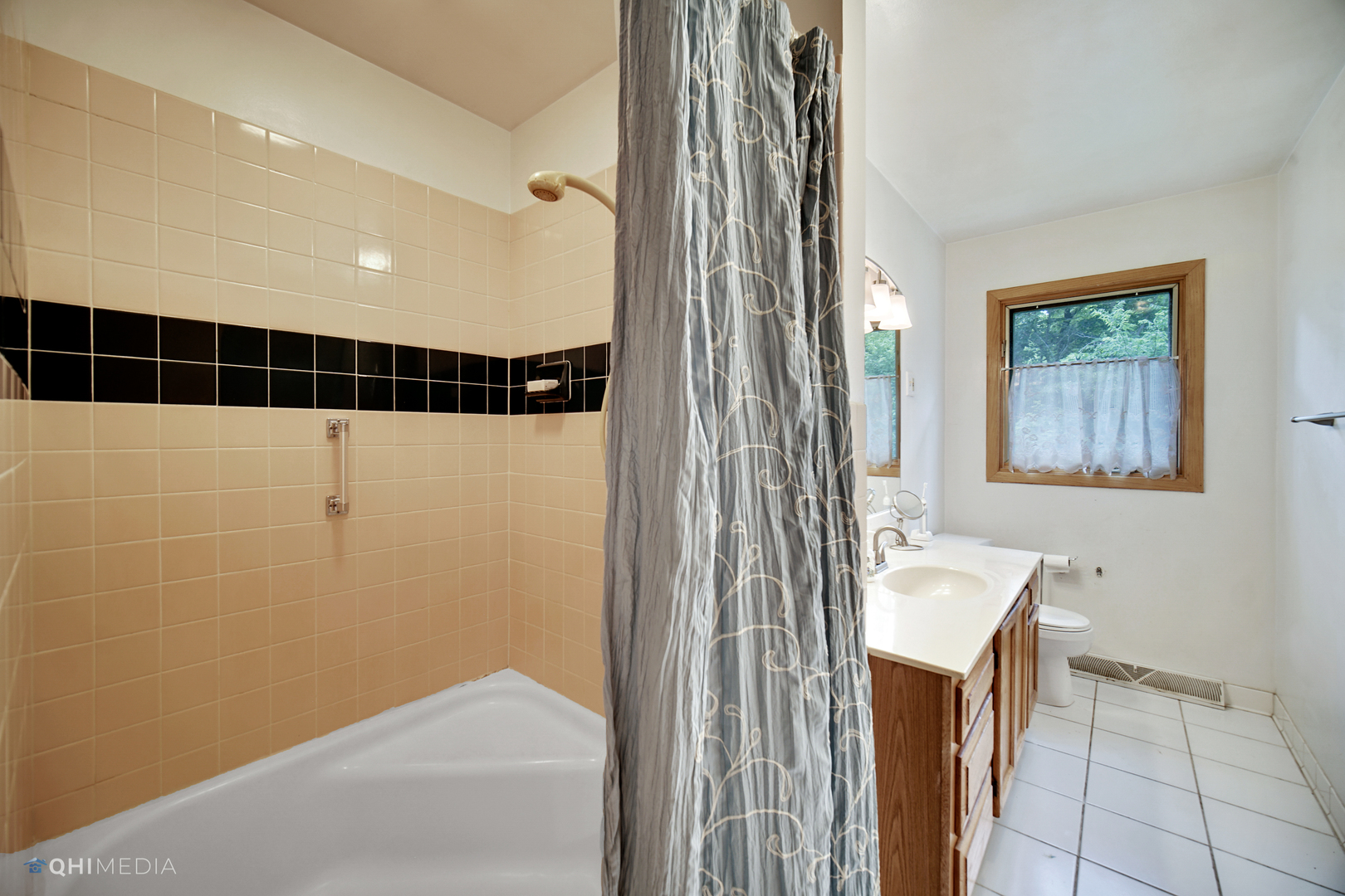 39W212 Happy Hills Road St. Charles, IL 60175 - Photo 17 of 28