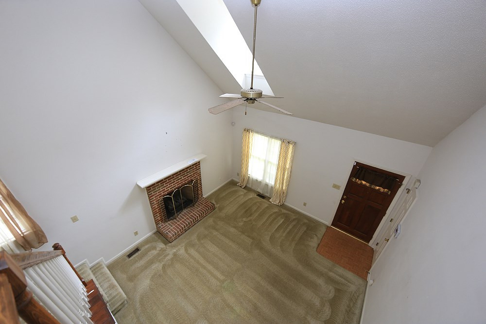 4500 Liverpool Lane Raleigh, NC 27604 - Photo 3 of 12 Living room from overlook