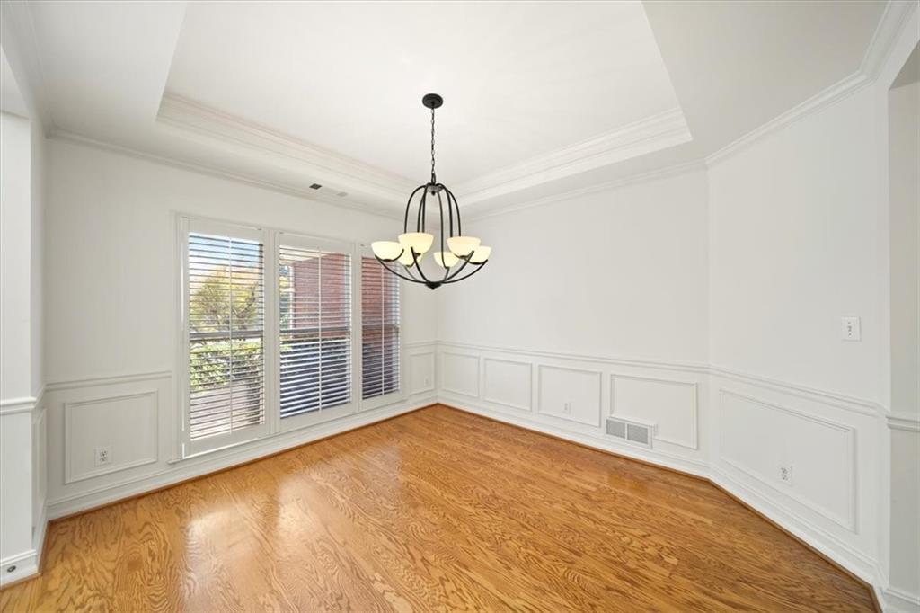 1560 Oak Park Cove Decatur, GA 30033 - Photo 10 of 33