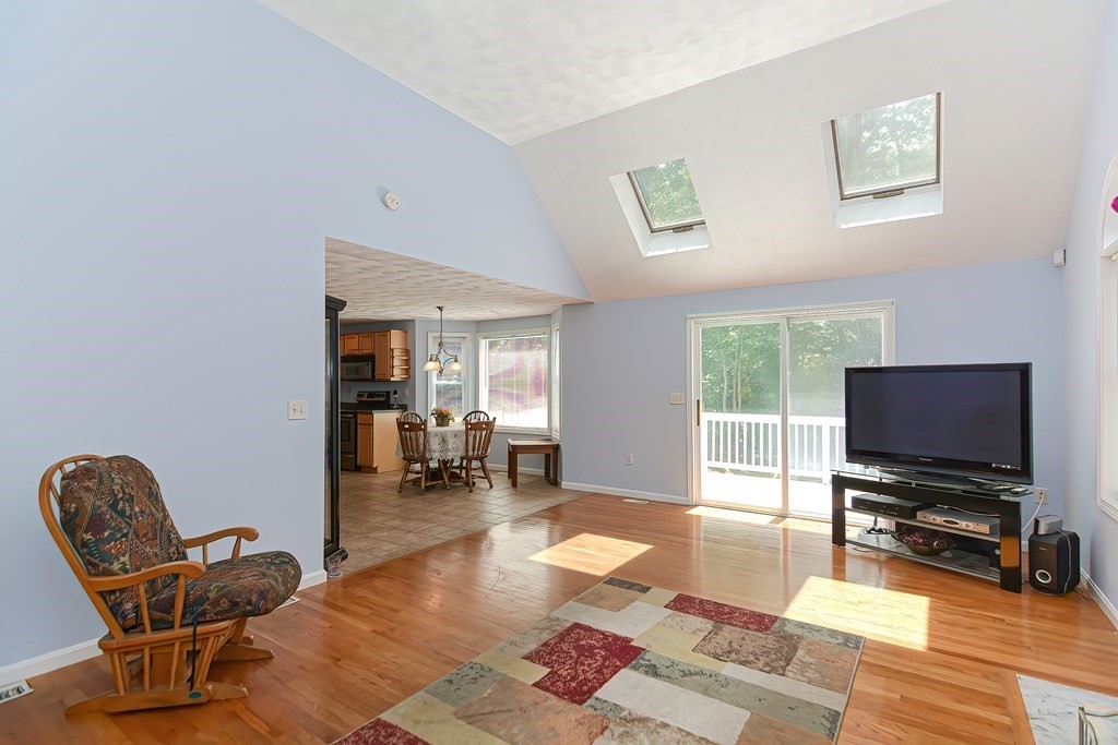 32 Riverhurst Road Billerica, MA 01821 - Photo 22 of 41