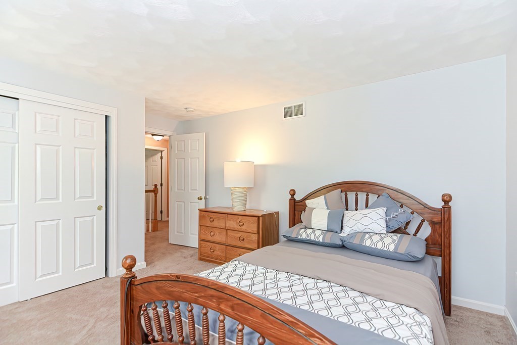 32 Riverhurst Road Billerica, MA 01821 - Photo 25 of 41