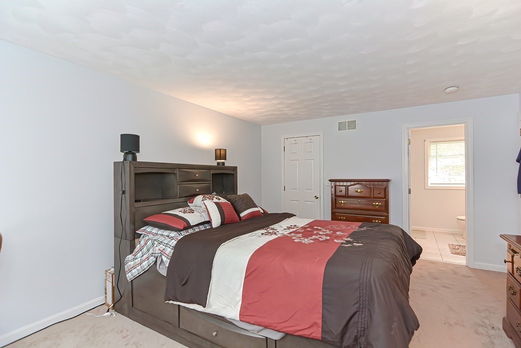 32 Riverhurst Road Billerica, MA 01821 - Photo 31 of 41