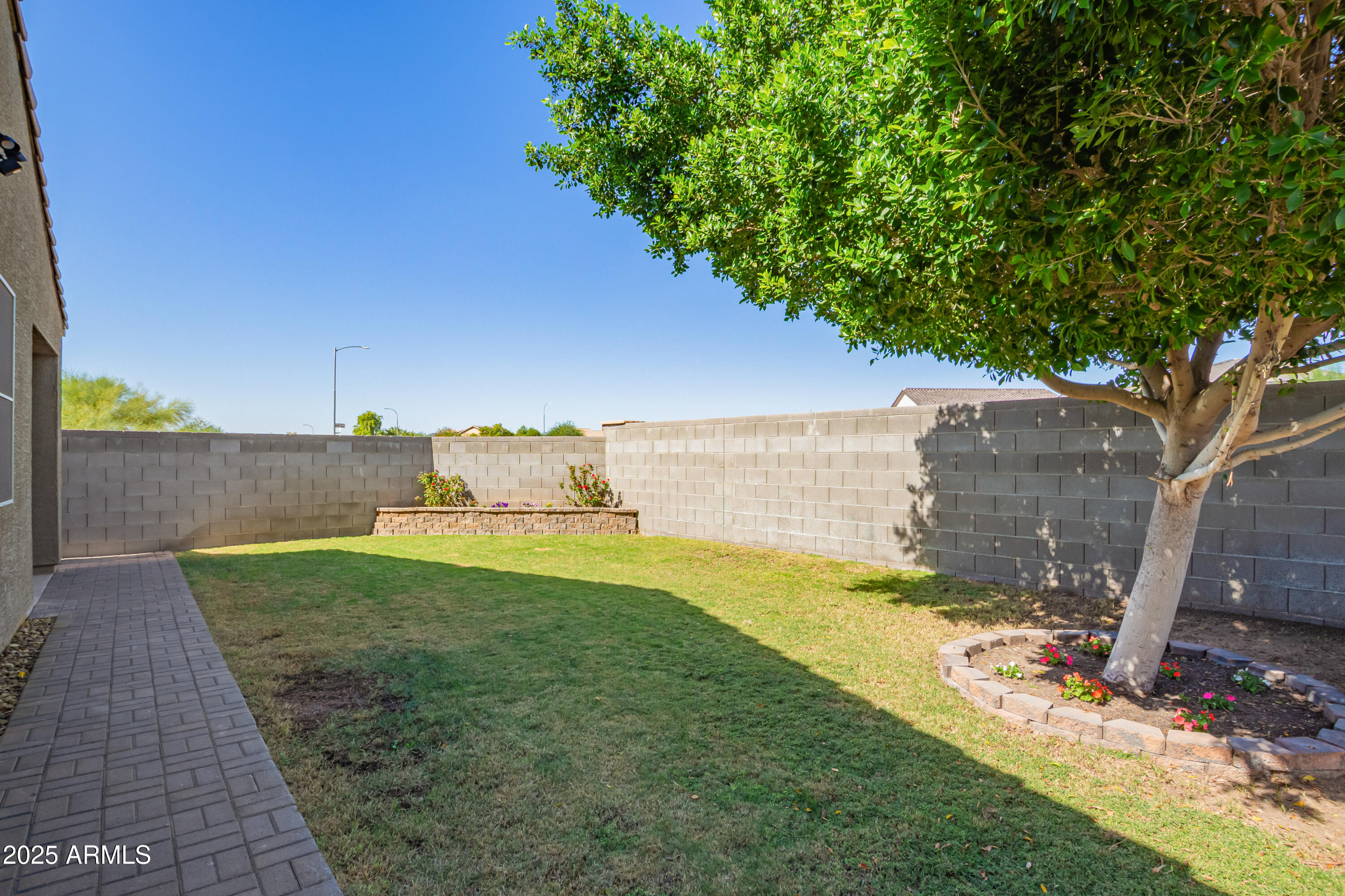 9836 West Atlantis Way Tolleson, AZ 85353 - Photo 17 of 41 68fb26_36 - Atlantis