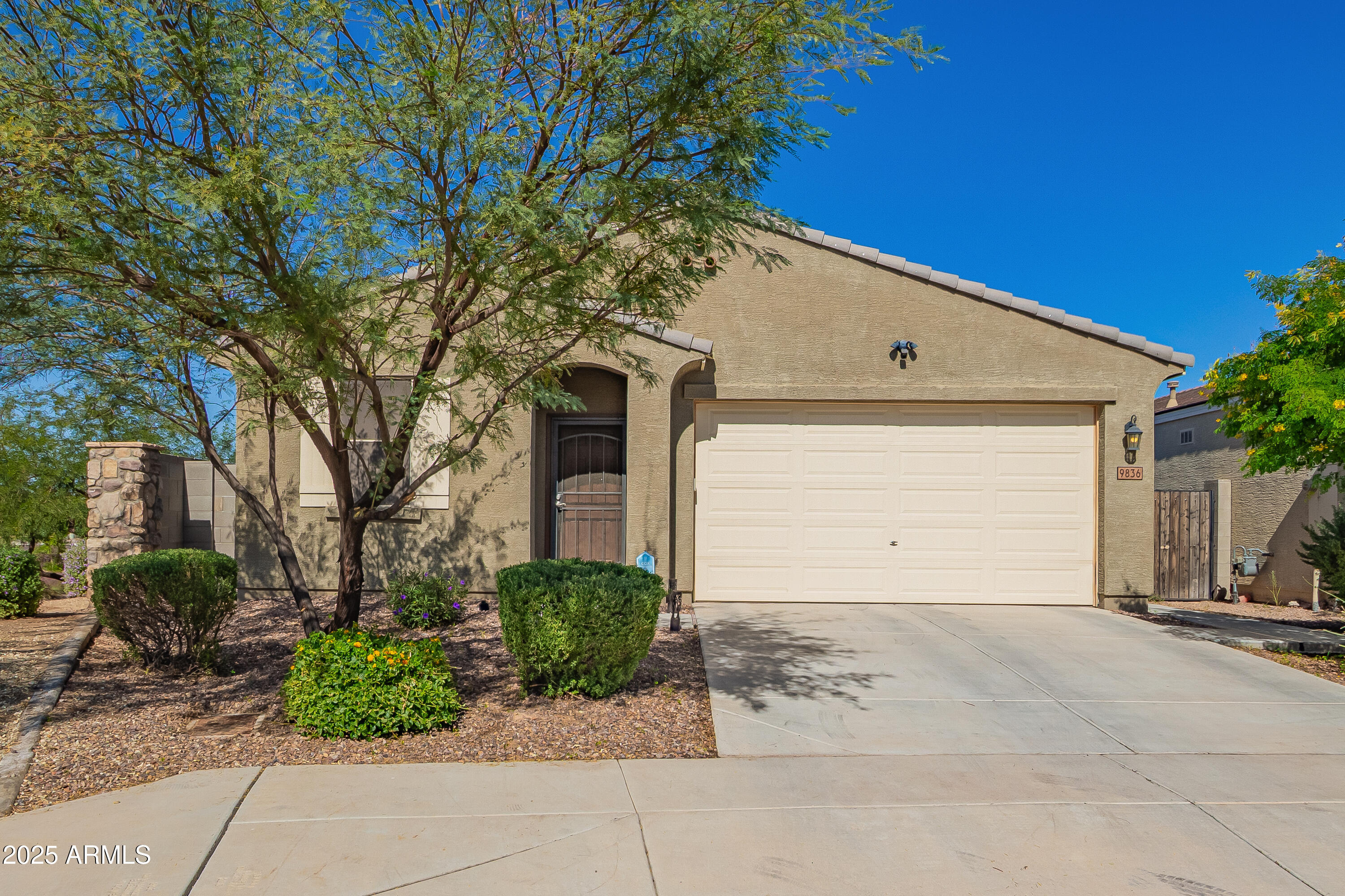 9836 West Atlantis Way Tolleson, AZ 85353 - Photo 2 of 41 68fb26_02 - Atlantis