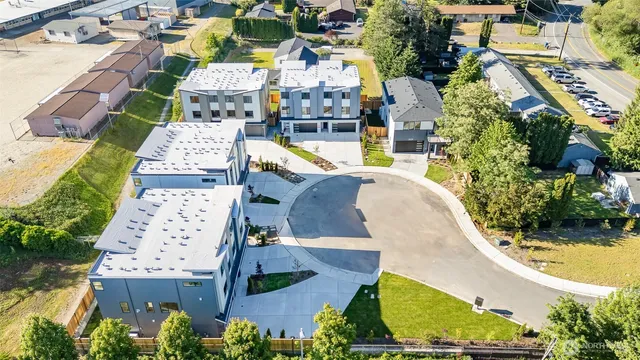 $1,099,950 | 24328 Carter Road, Unit 5A, Bothell, WA 98021