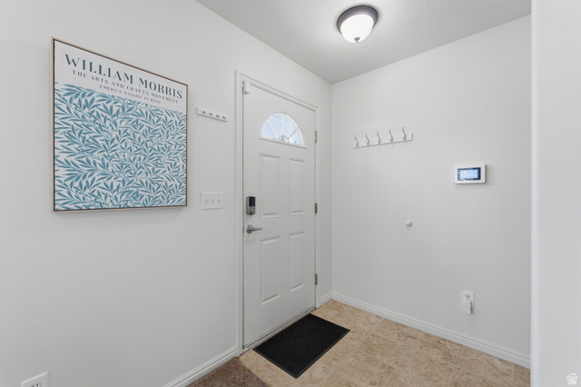 1832 West Wembly Park Springville, UT 84663 - Photo 3 of 26 Gallery Image 3