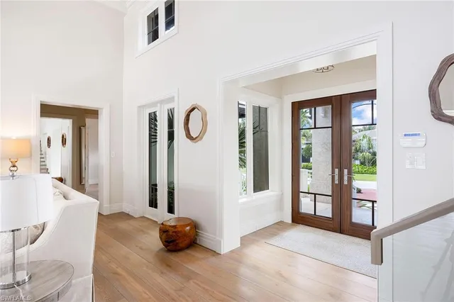 $15,850,000 | 221 Aqua Court, Naples, FL 34102