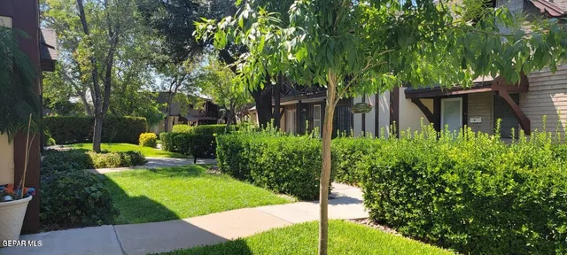 $225,000 | 500 Thunderbird Drive, Unit 116, El Paso, TX 79912