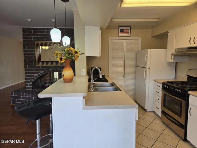 $225,000 | 500 Thunderbird Drive, Unit 116, El Paso, TX 79912