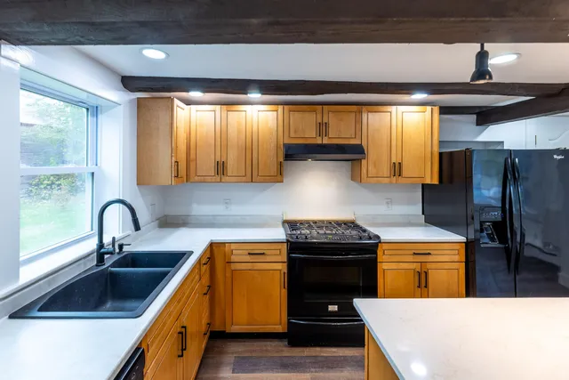 $398,000 | 48 Cross Street, Newbury, VT 05051