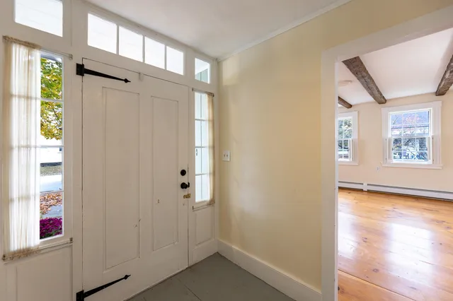 $398,000 | 48 Cross Street, Newbury, VT 05051