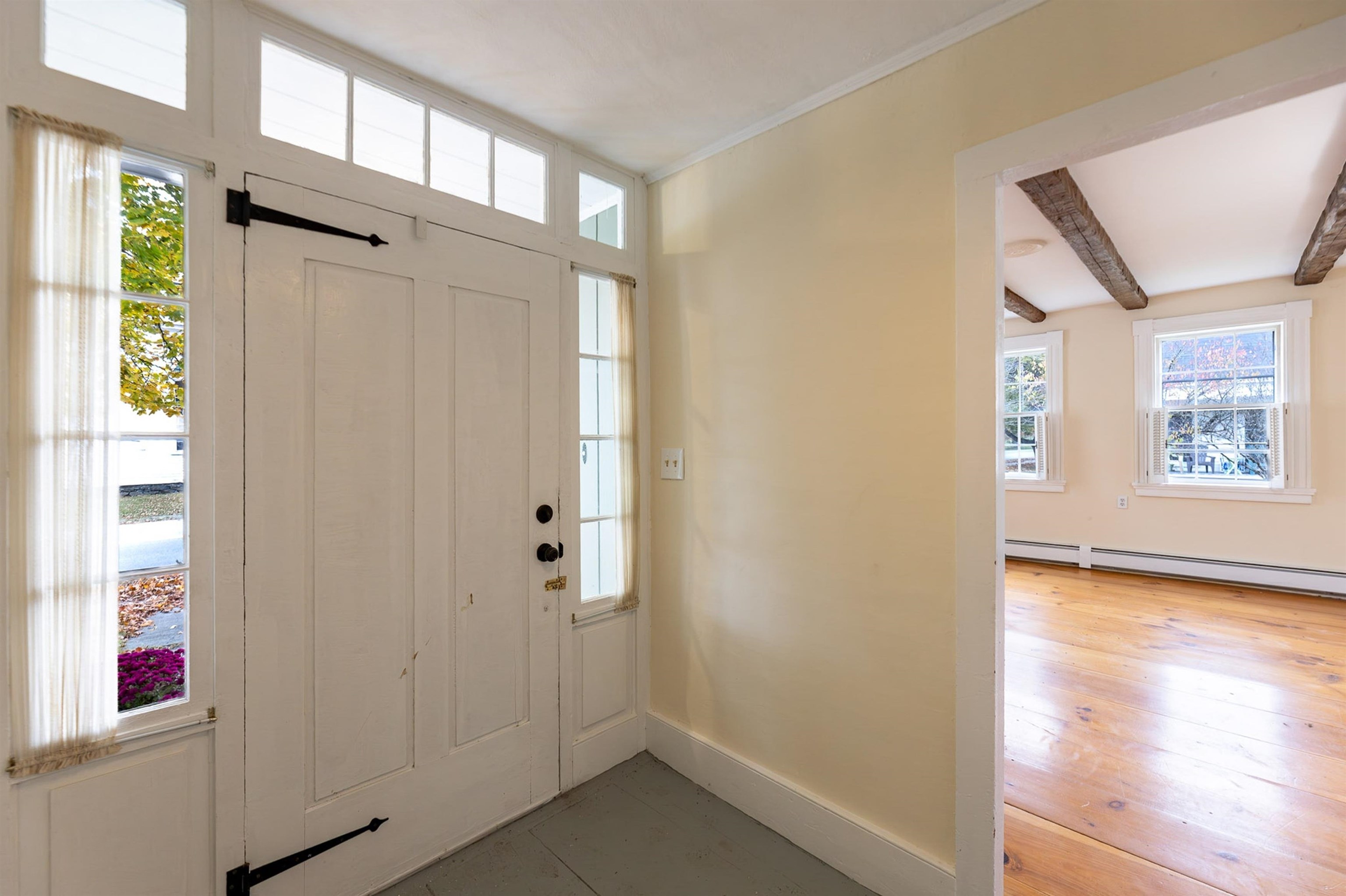 48 Cross Street Newbury, VT 05051 - Photo 5 of 36