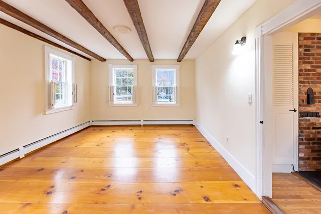 $398,000 | 48 Cross Street, Newbury, VT 05051