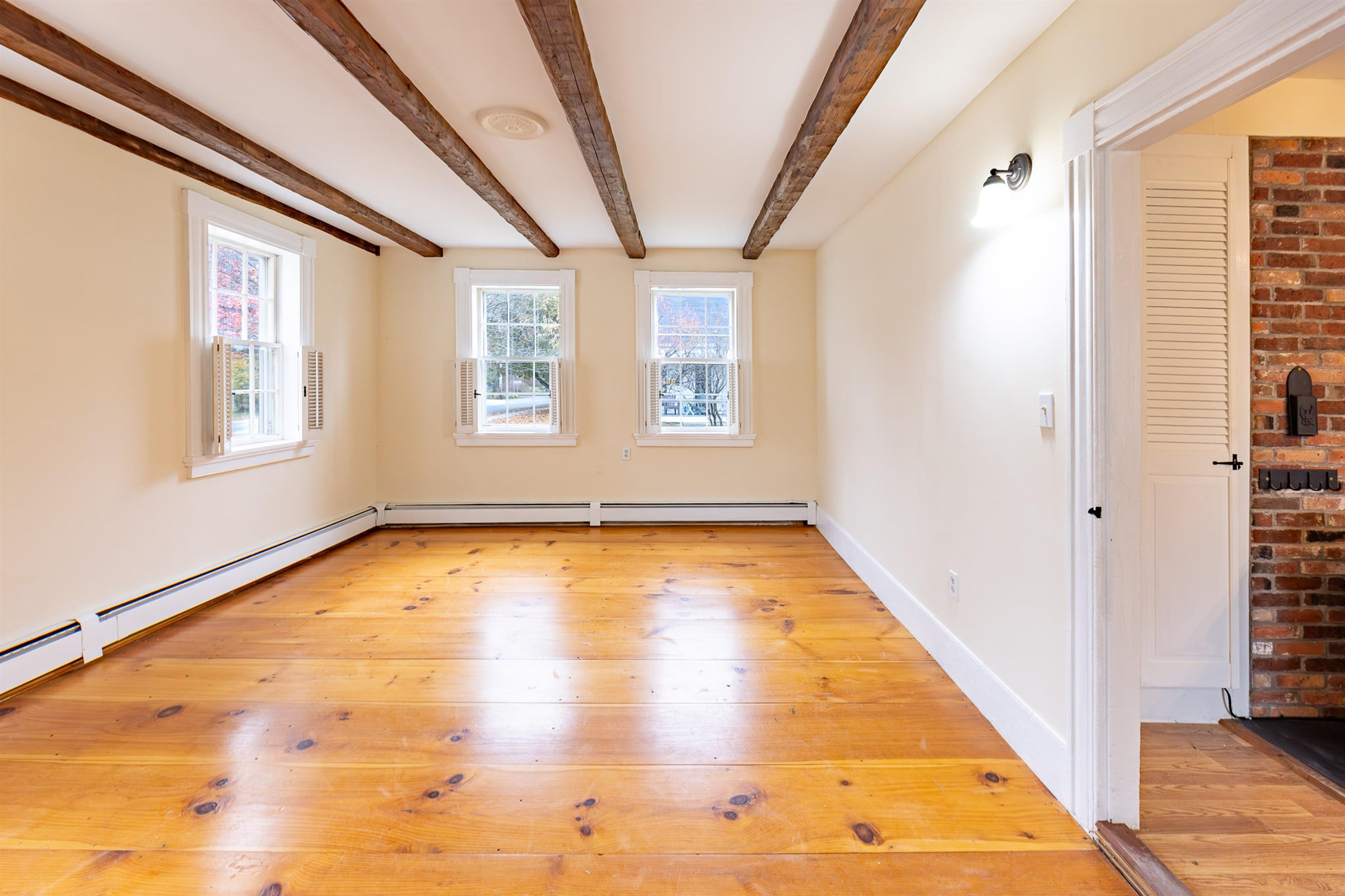 48 Cross Street Newbury, VT 05051 - Photo 6 of 36