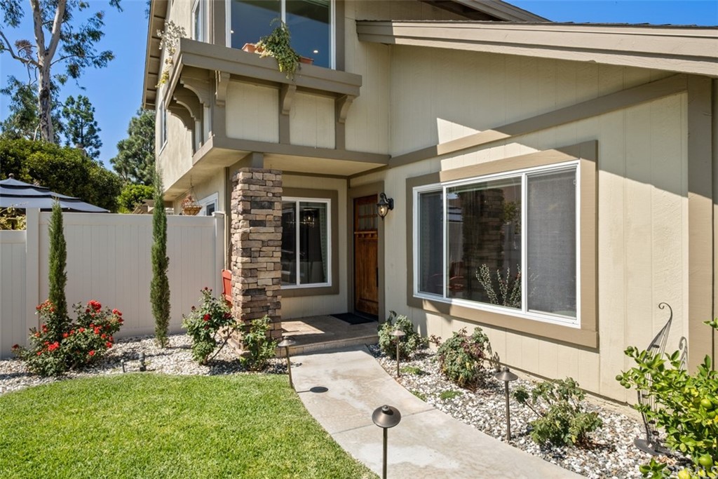 17 Sweet Rain Irvine, CA 92614 - Photo 5 of 65