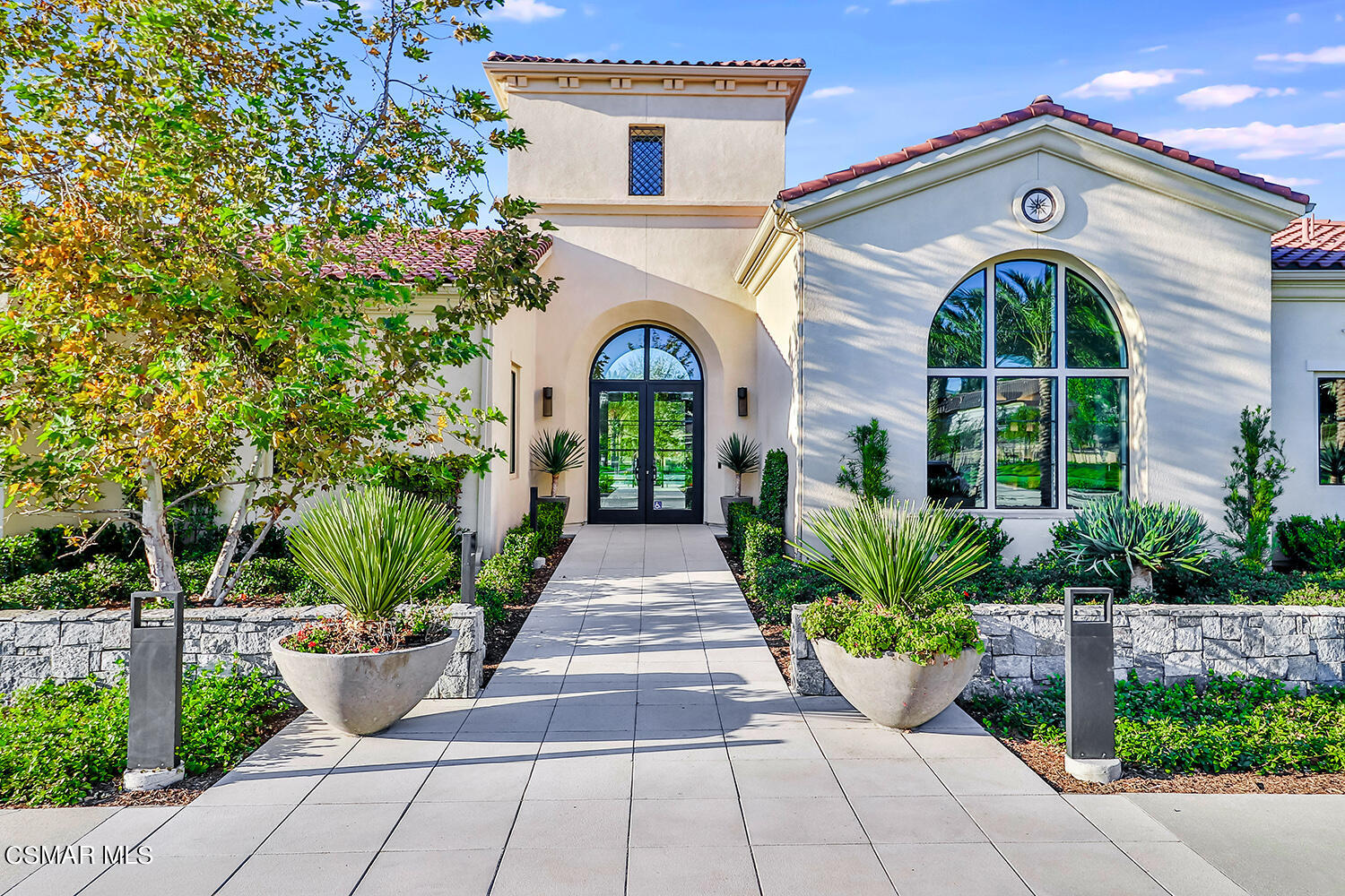 2498 Cherry Tree Drive Camarillo, CA 93012 - Photo 51 of 67 lResort-like Ammendities1