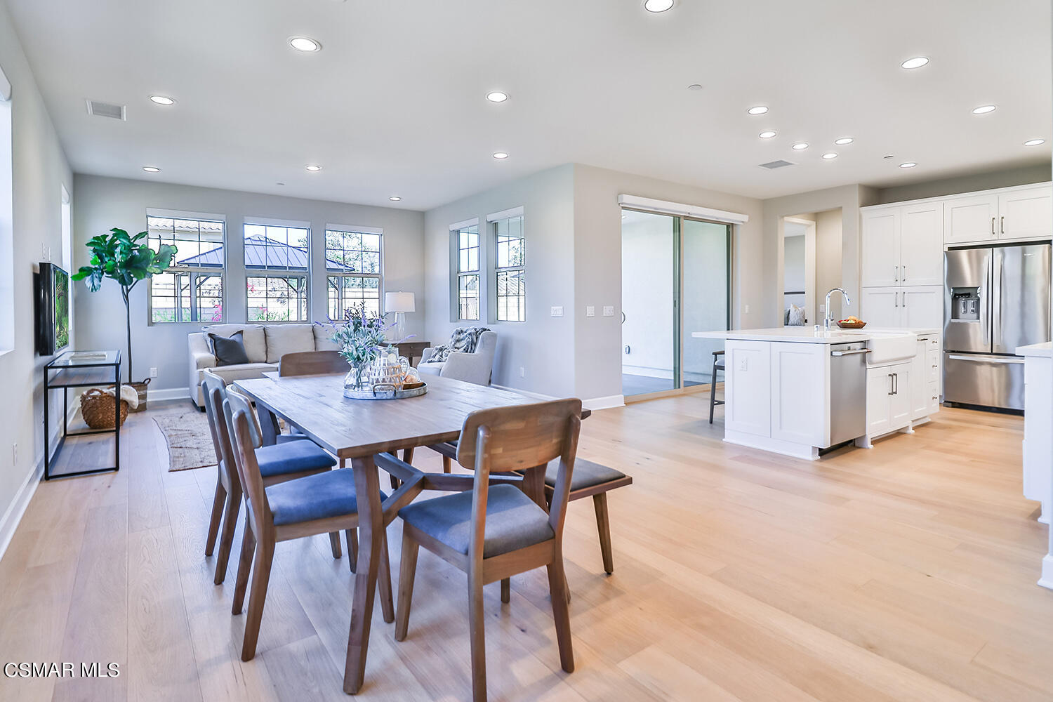 2498 Cherry Tree Drive Camarillo, CA 93012 - Photo 7 of 67 a view of a dining room with furniture and window