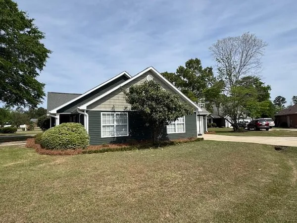 $255,500 | 1396 Blue Heron Point, Manning, SC 29102