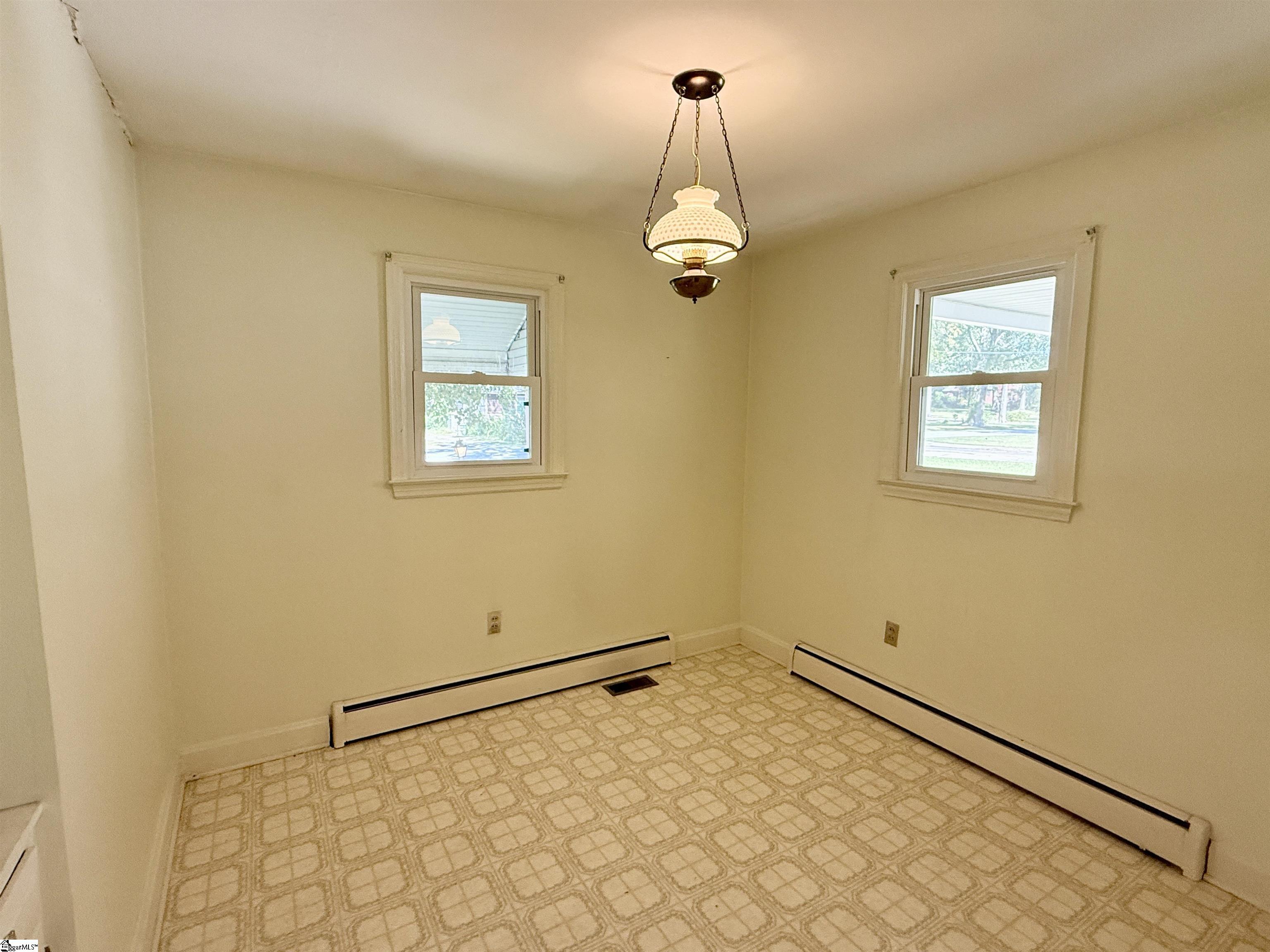 207 Elm Street Clinton, SC 29325 - Photo 11 of 30