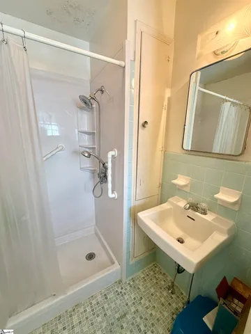 $170,000 | 207 Elm Street, Clinton, SC 29325