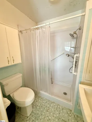 $170,000 | 207 Elm Street, Clinton, SC 29325