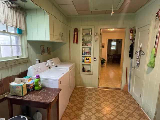 $170,000 | 207 Elm Street, Clinton, SC 29325