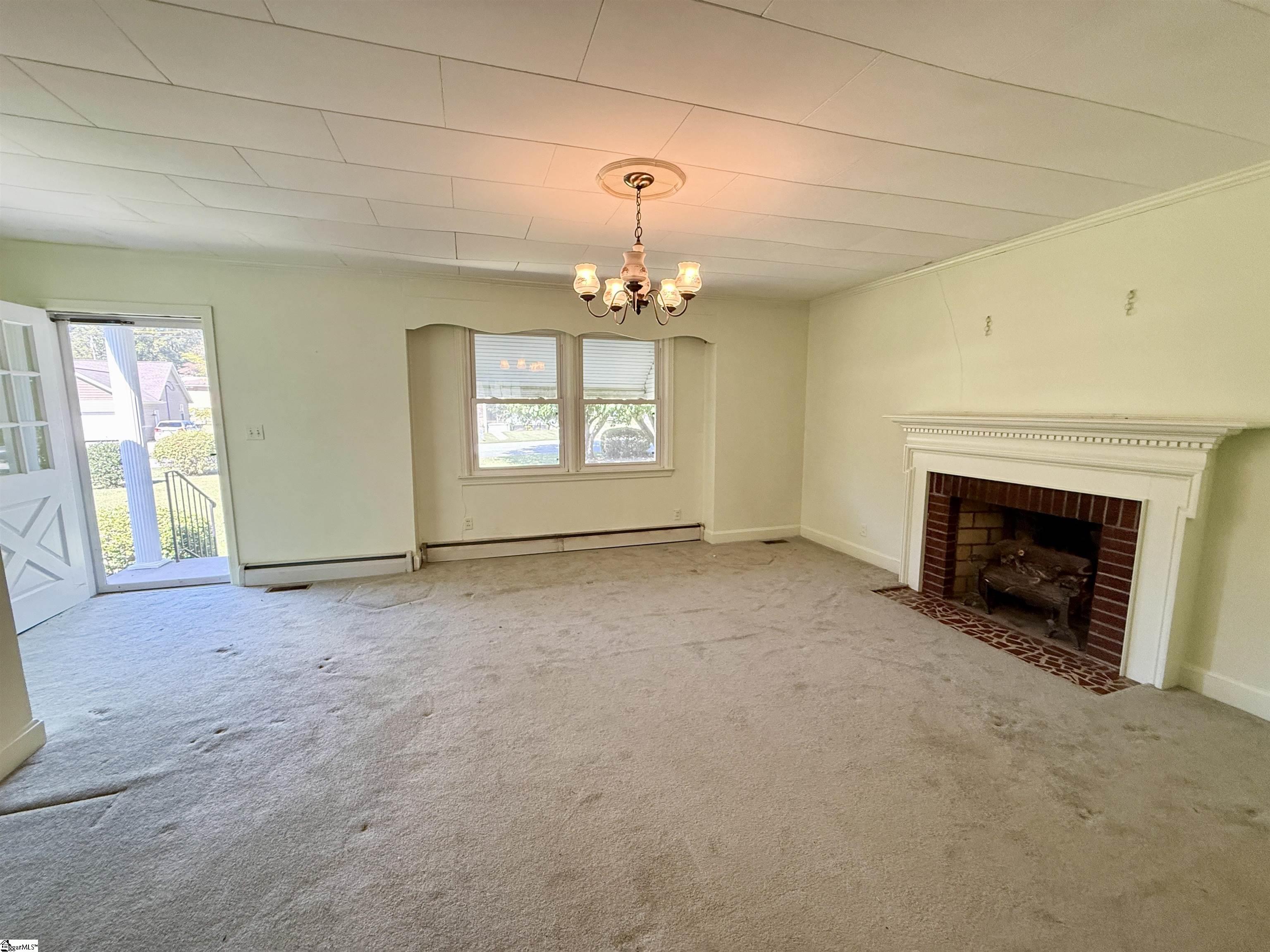 207 Elm Street Clinton, SC 29325 - Photo 3 of 30