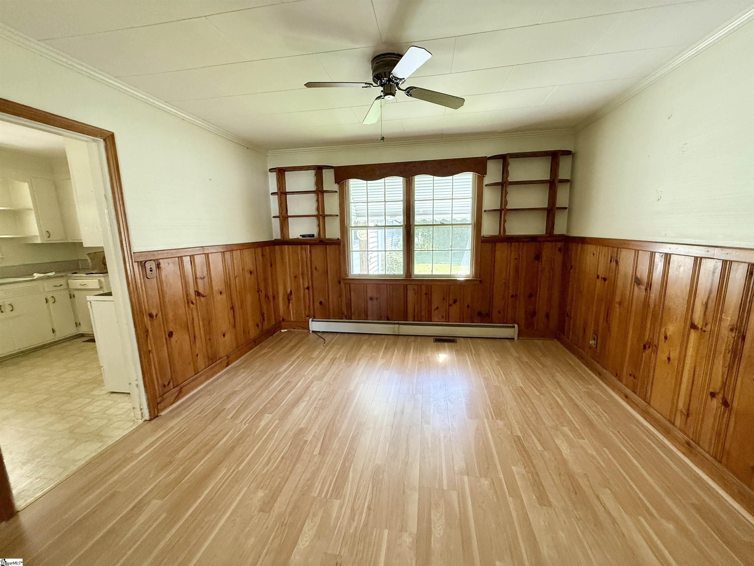 207 Elm Street Clinton, SC 29325 - Photo 4 of 30