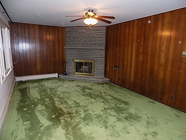3400 Lake Road North Clarkson, NY 14420 - Photo 3 of 12 Living Room/ Dining Room 20 x 12