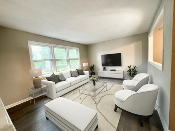 198 Lamont Street Springfield, MA 01119 - Photo 1 of 19 Gallery Image 1