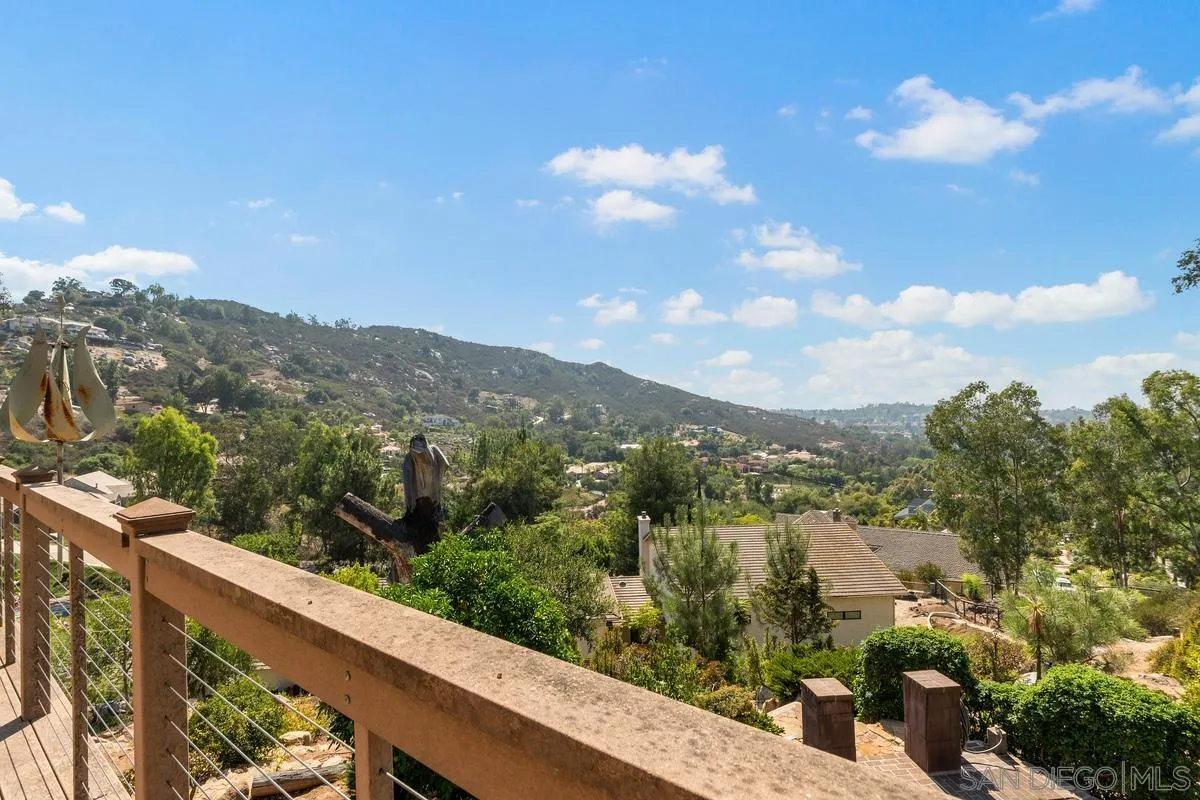 13502 Orchard Gate Road Poway, CA 92064 - Photo 31 of 42 a view of a city from a balcony