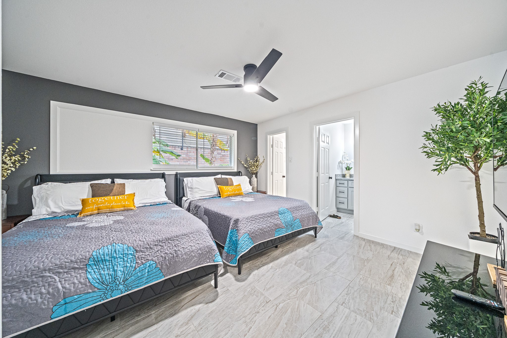 12007 Sharpcrest Street Houston, TX 77072 - Photo 18 of 40