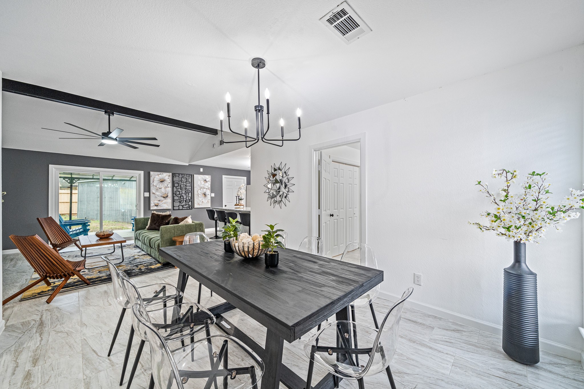 12007 Sharpcrest Street Houston, TX 77072 - Photo 7 of 40