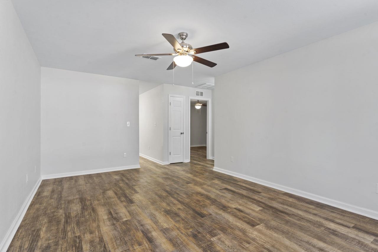 2302 High Road, Unit A B Tallahassee, FL 32303 - Photo 17 of 31