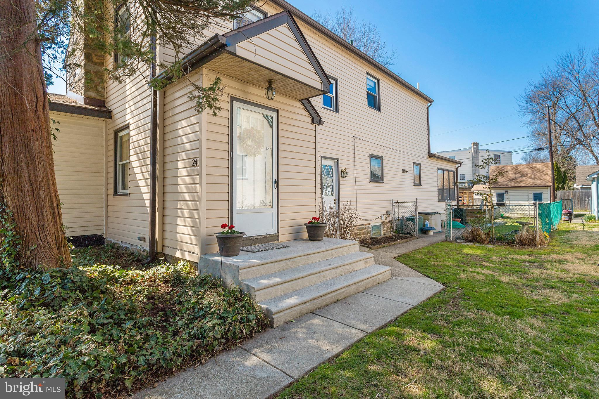 24 Ridley Avenue Aldan, PA 19018 - Photo 2 of 30 Gallery Image 2