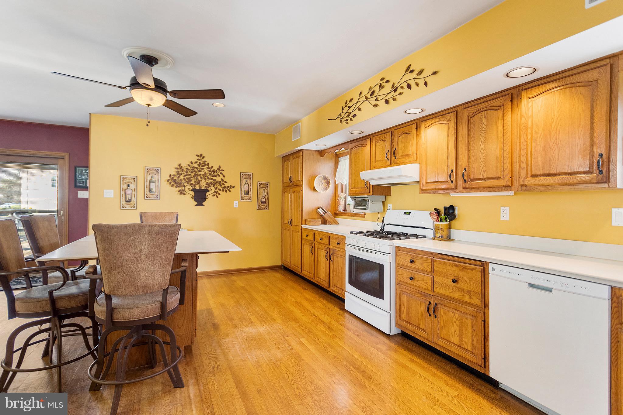 24 Ridley Avenue Aldan, PA 19018 - Photo 9 of 30 Gallery Image 9