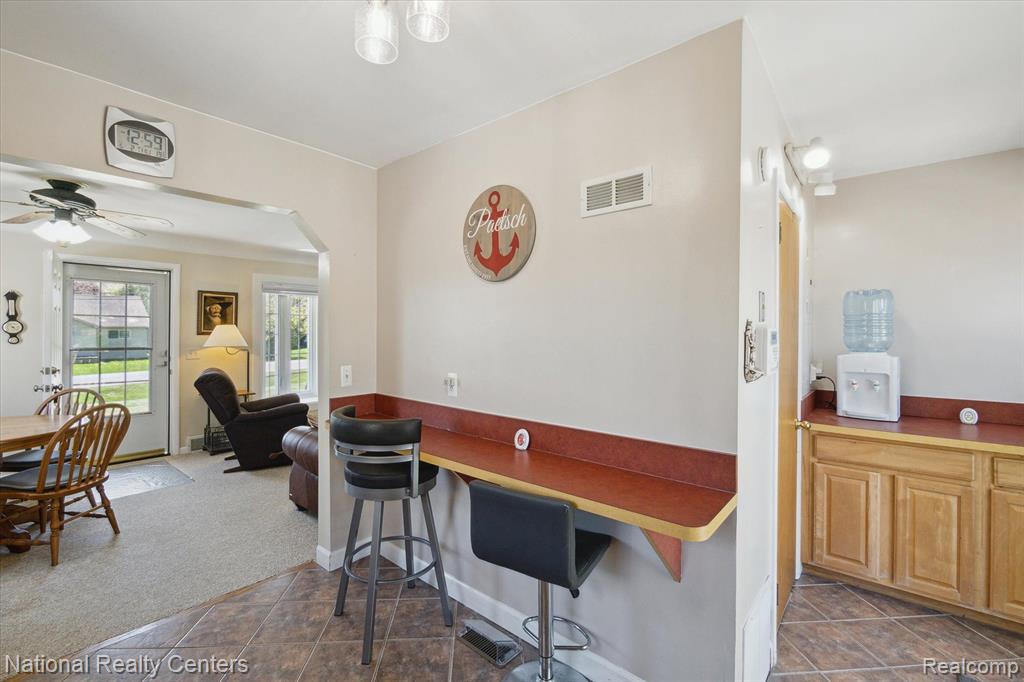 124 Wabash Road Rochester Hills, MI 48307 - Photo 14 of 33