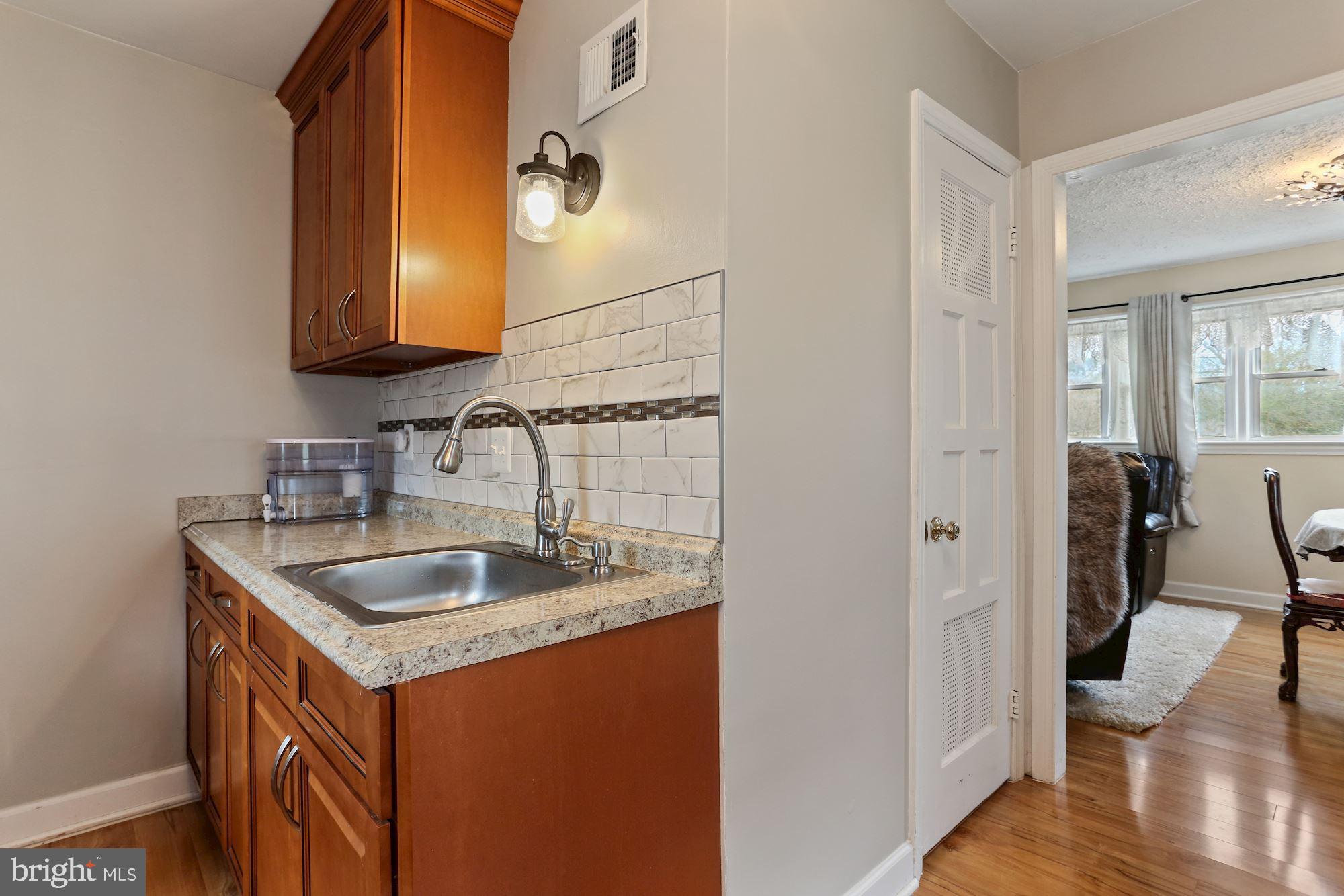 3134 Dashiell Road Falls Church, VA 22042 - Photo 8 of 23