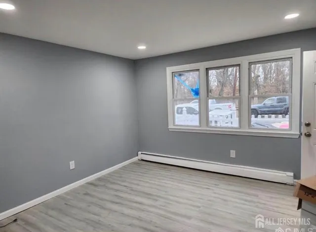 $2,300 | 723 Parker Street, Perth Amboy, NJ 08861