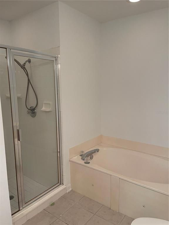 7617 Bayport Road, Unit 57 Orlando, FL 32819 - Photo 21 of 39 a view of a bathroom