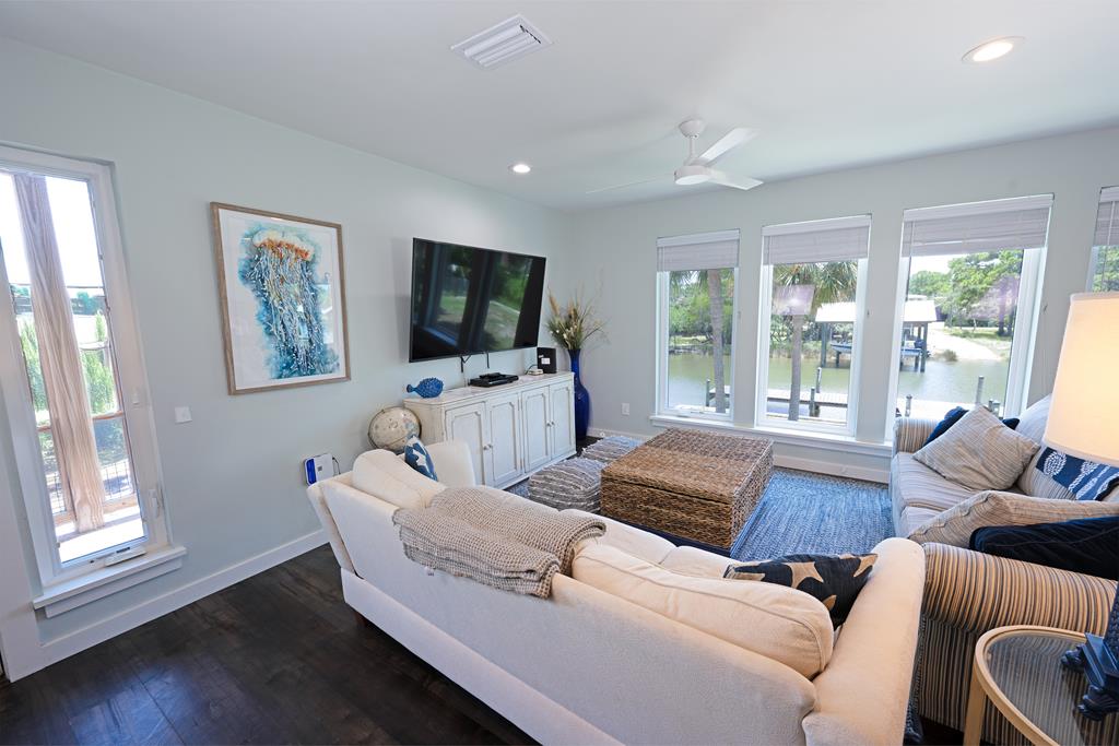 304 Wing Street St. George Island, FL 32328 - Photo 4 of 65