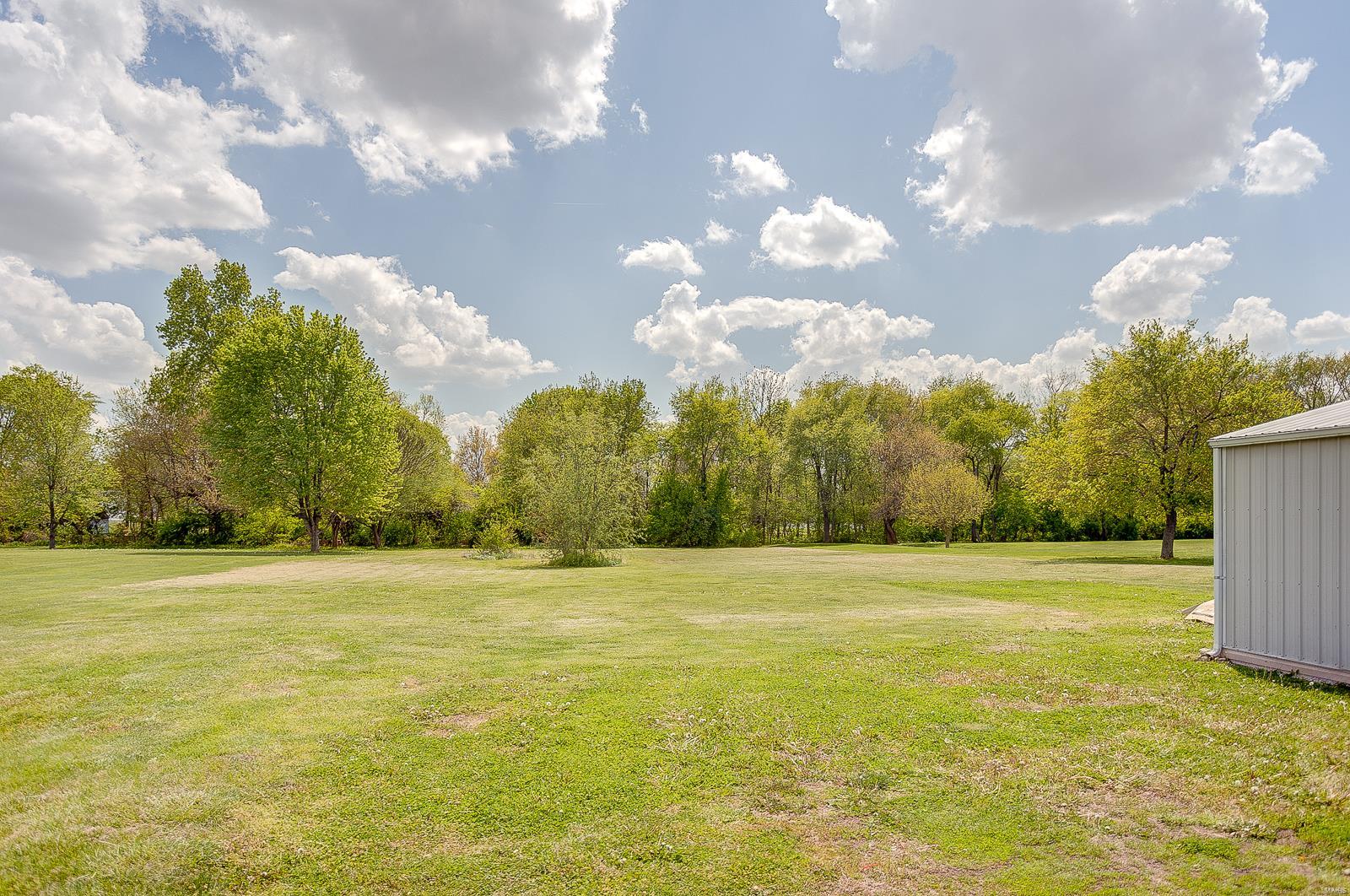 10932 Lake Road Highland, IL 62249 - Photo 43 of 52